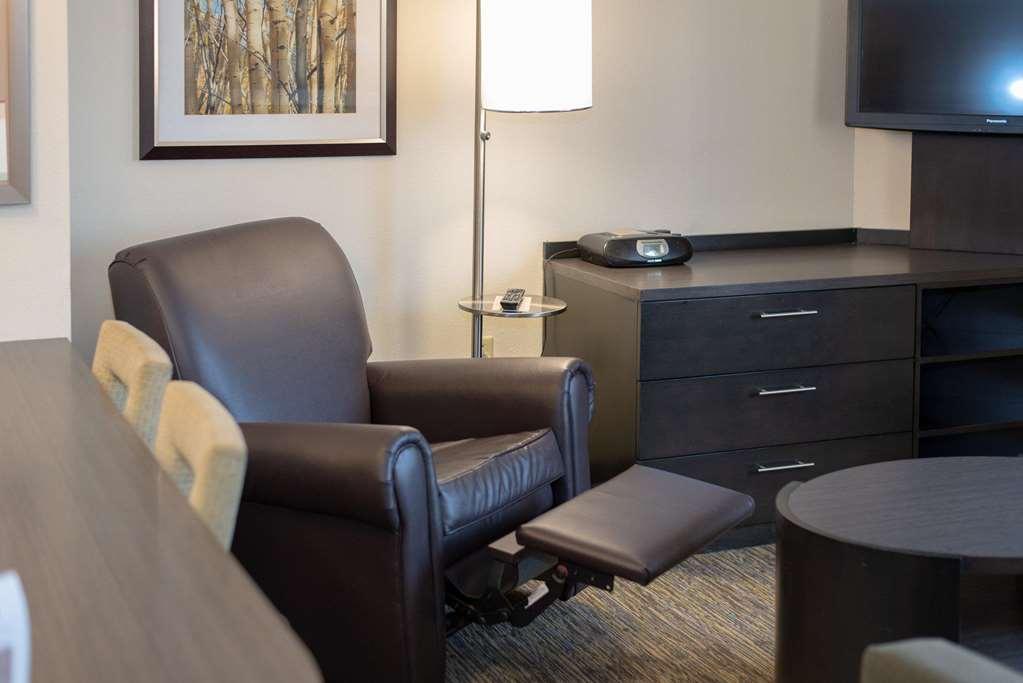 Sonesta Simply Suites Cleveland North Olmsted Airport Bilik gambar