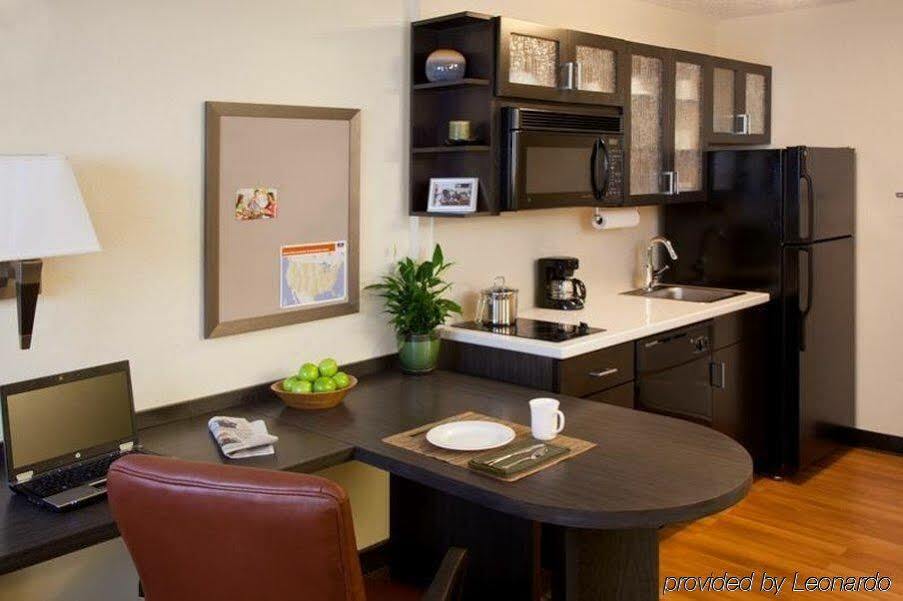 Sonesta Simply Suites Cleveland North Olmsted Airport Luaran gambar